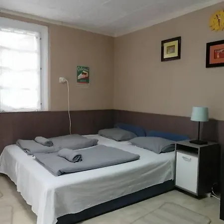 Apartmán Oenallo Apartmanhaz Aranyparton *