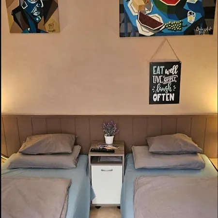 Apartmán Oenallo Apartmanhaz Aranyparton Siófok